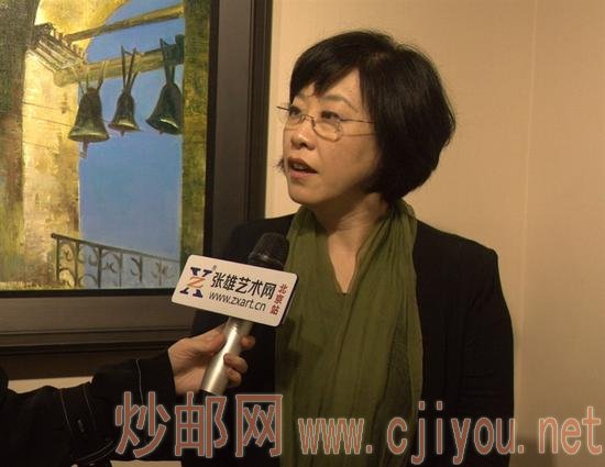 媒体采访参展艺术家叶南女士