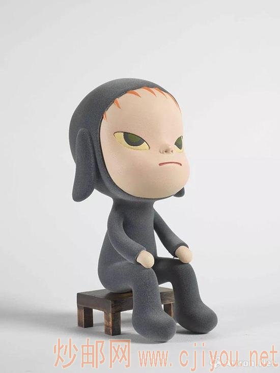 奈良美智(日本,1959年生) 《Sleepless Night (Sitting) 》 综合媒材 雕塑 29 x 18 x 16 cm。 2007年作 版数:248/300
此作品附艺术家亲签之证书及原装木盒
估价:港元 260,000 - 350,000