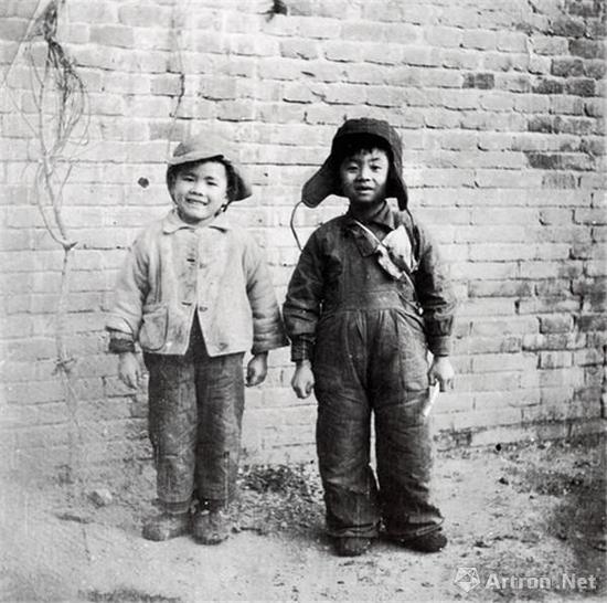 1949年,李小可和董沙贝(摄影:董希文)