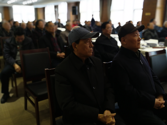 原总后勤部政委张文台上将与军事科学院原院长刘精松上将在笔会现场