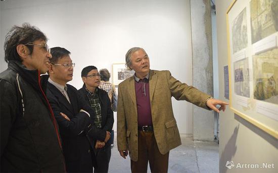 上海市美术家协会秘书长陈琪介绍连环画作品
