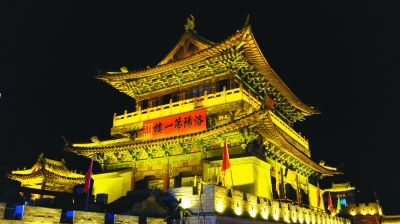 洛阳老城丽景门夜景