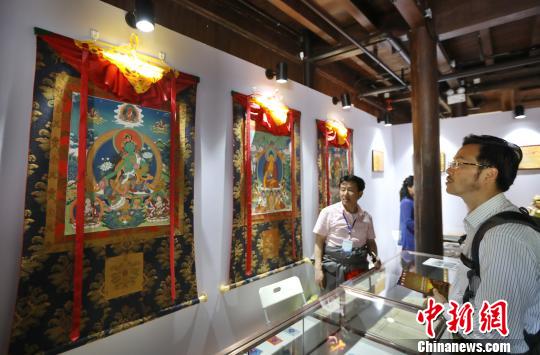 图为西藏唐卡。 泱波 摄