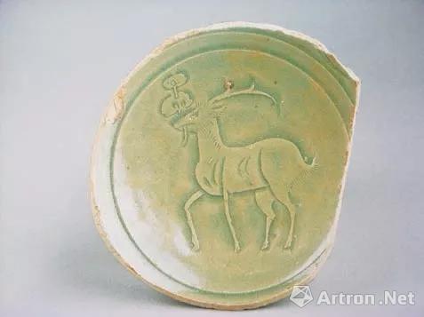 ▲ 鹿纹盆底,宝丰清凉寺窑址出土
