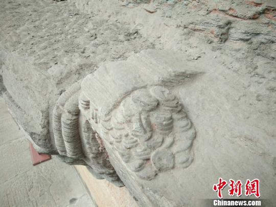 大足石刻首次发现宋代纸币“交子”造像。 邓启兵 摄