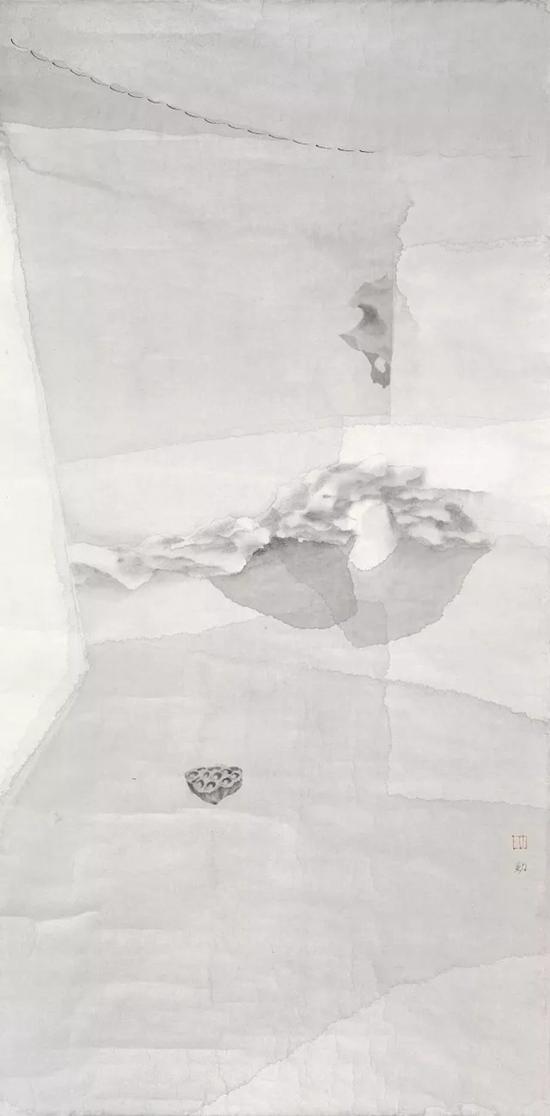 Lot.612 沈勤 《园·一支游走的莲》 纸本水墨 139×69.7cm 估价(人民币): 80,000-100,000