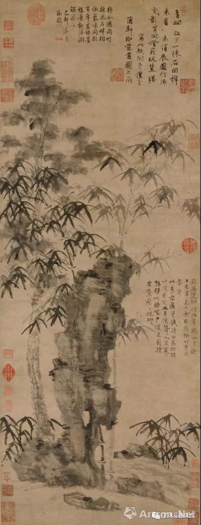 ■ 倪瓒《梧竹秀石图》纸本墨笔 96×36.5cm 北京故宫博物院藏