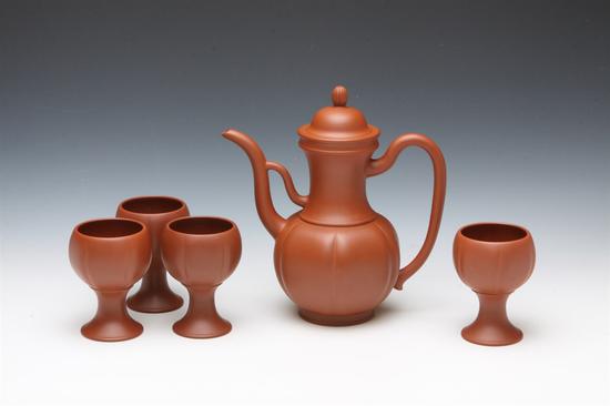 艺术家方小龙作品 品名:摹古酒器套具;泥料:红泥;容量:500ml;创作年代:2013年