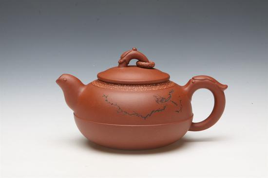 艺术家蒋建军作品 汉风壶 泥料:红清水泥 年代:2008 容量:360CC