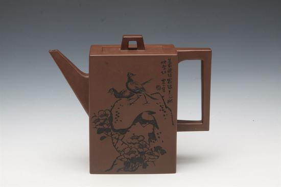 艺术家蒋建军作品 砖方壶 泥料:清水泥 年代:1991 容量:550CC