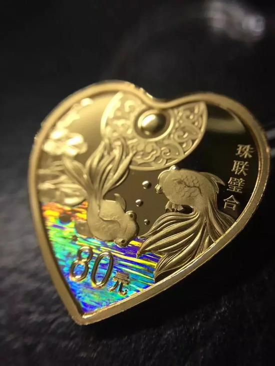 珠联璧合金银套币:2990元