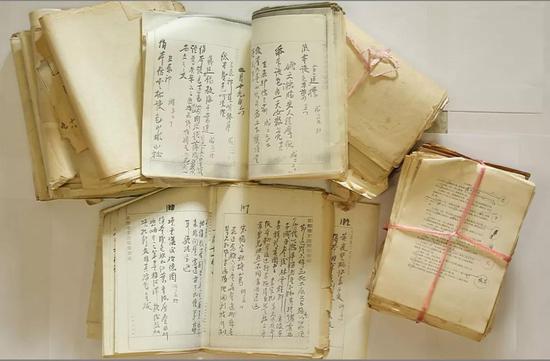 黄宾虹《故宫审画录》手稿复印件及王中秀释读手稿与清样